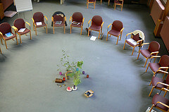 Teeven en NJi vragen onrealistisch bewijs van Eigen Kracht-conferenties