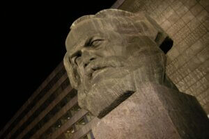 Waarom Canoys kritiek op Marx tekortschiet