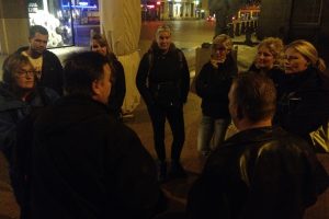 Als we zelf meedoen, voelen we ons dan veiliger?