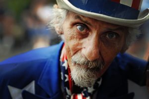 Wokeness of hoe terechte roep om dekolonisatie opnieuw leidt tot knechting