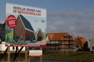 Woningen tekort, woonruimte teveel
