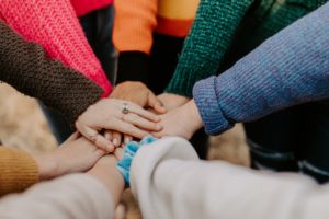 MANIFEST • EEN OPROEP TOT MEER ECHTE BIJSTAND